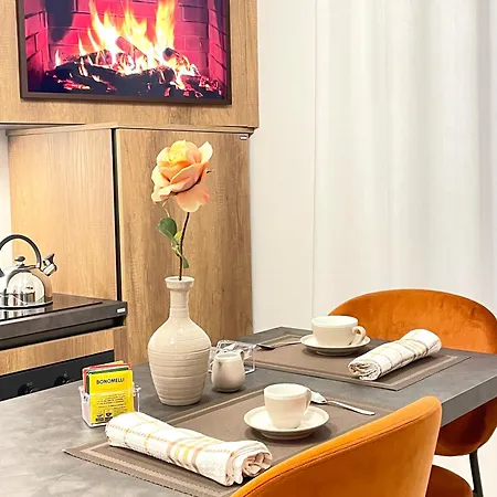 Casa Cavour Brown Апартаменты Флоренция