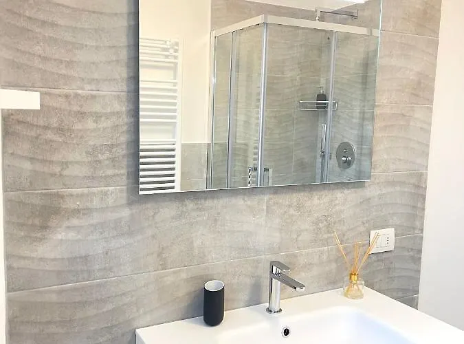 Casa Cavour Brown Daire Floransa