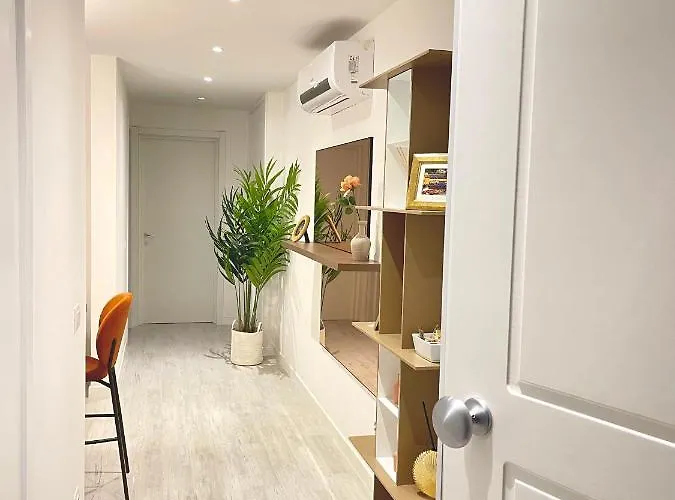 Casa Cavour Brown * Floransa